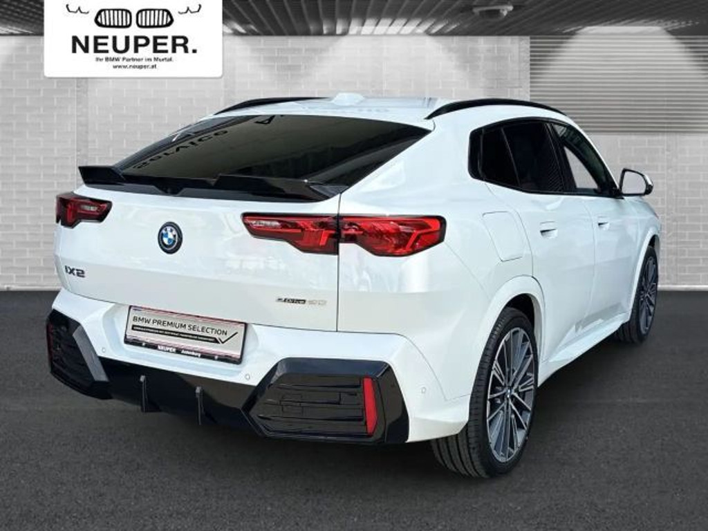 BMW iX2