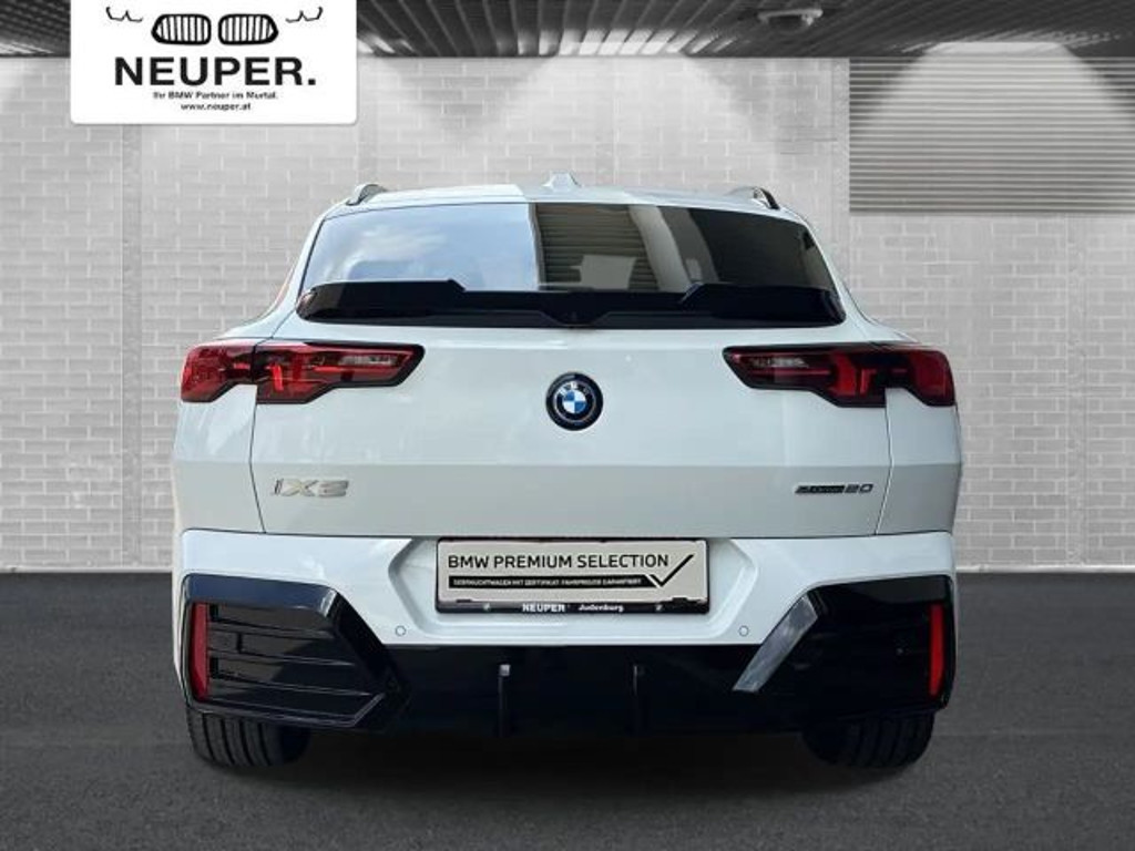BMW iX2