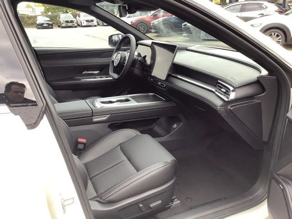 Mazda 6e