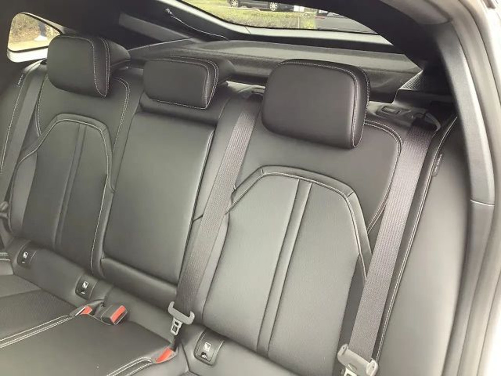 Mazda 6e