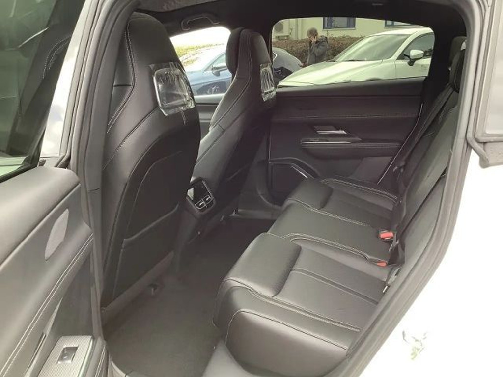 Mazda 6e