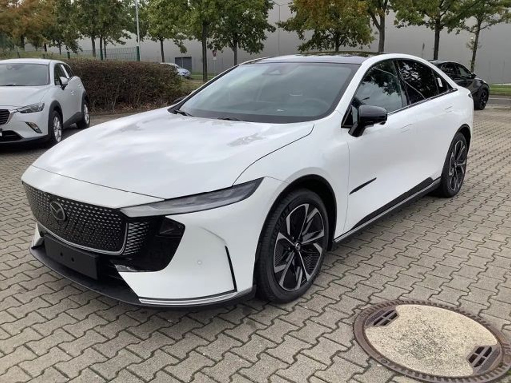 Mazda 6e