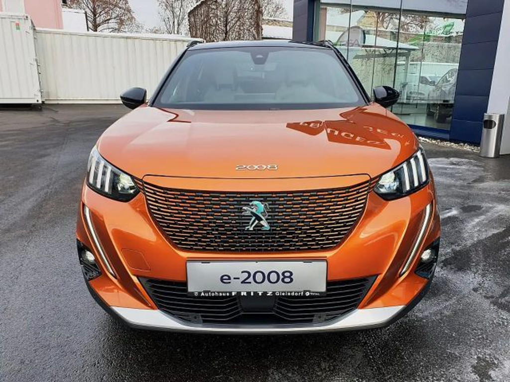 Peugeot e-2008