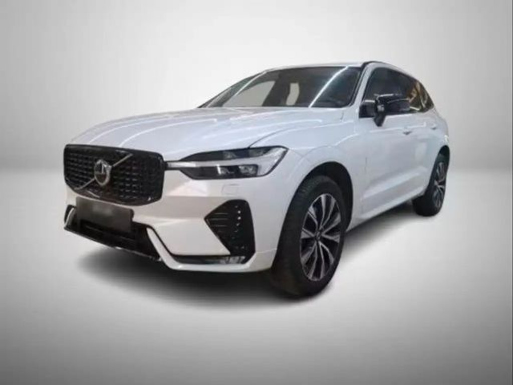 Volvo XC60 AWD Plus Dark