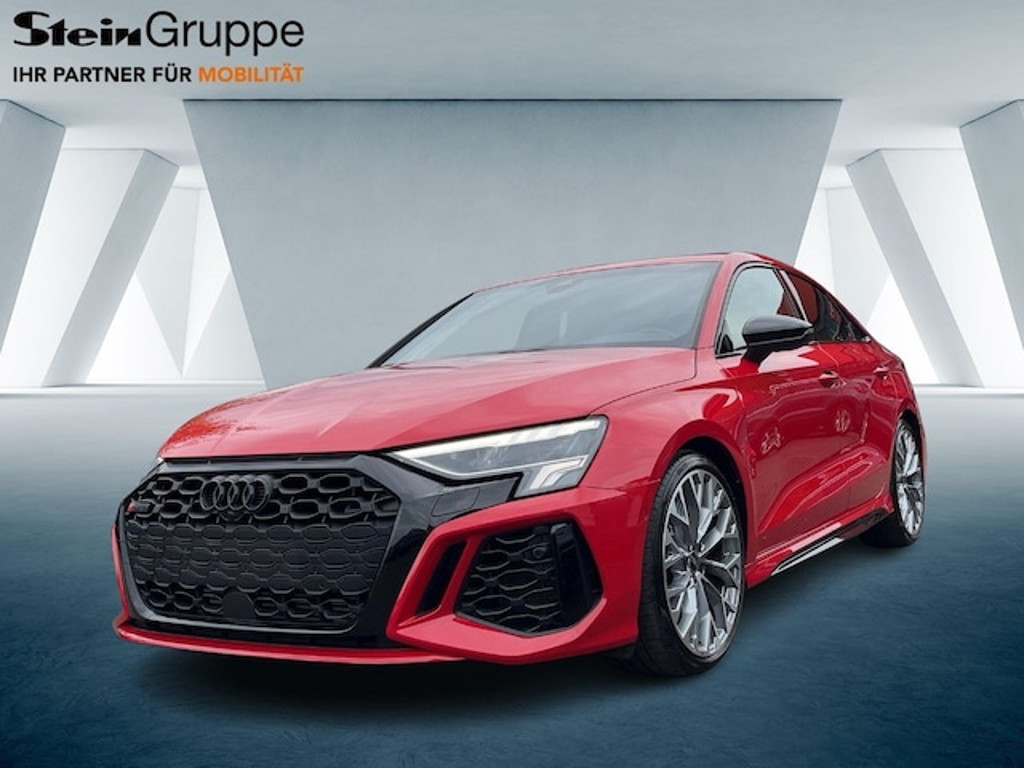 Audi RS3 Sedan Quattro S-Tronic