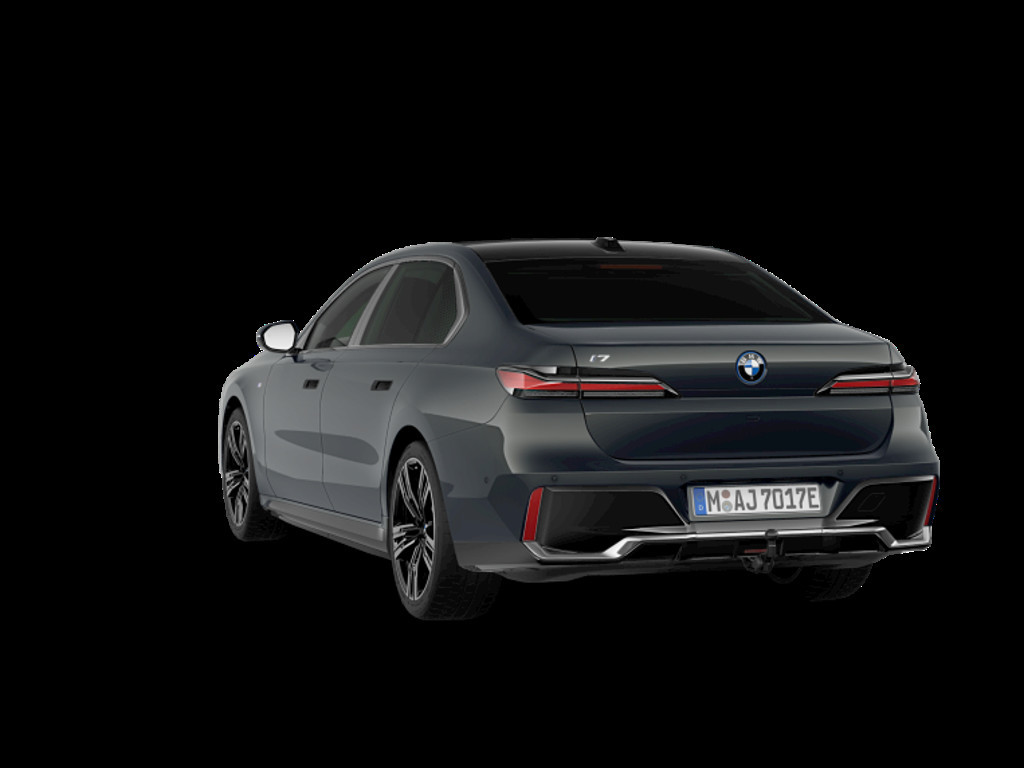 BMW i7