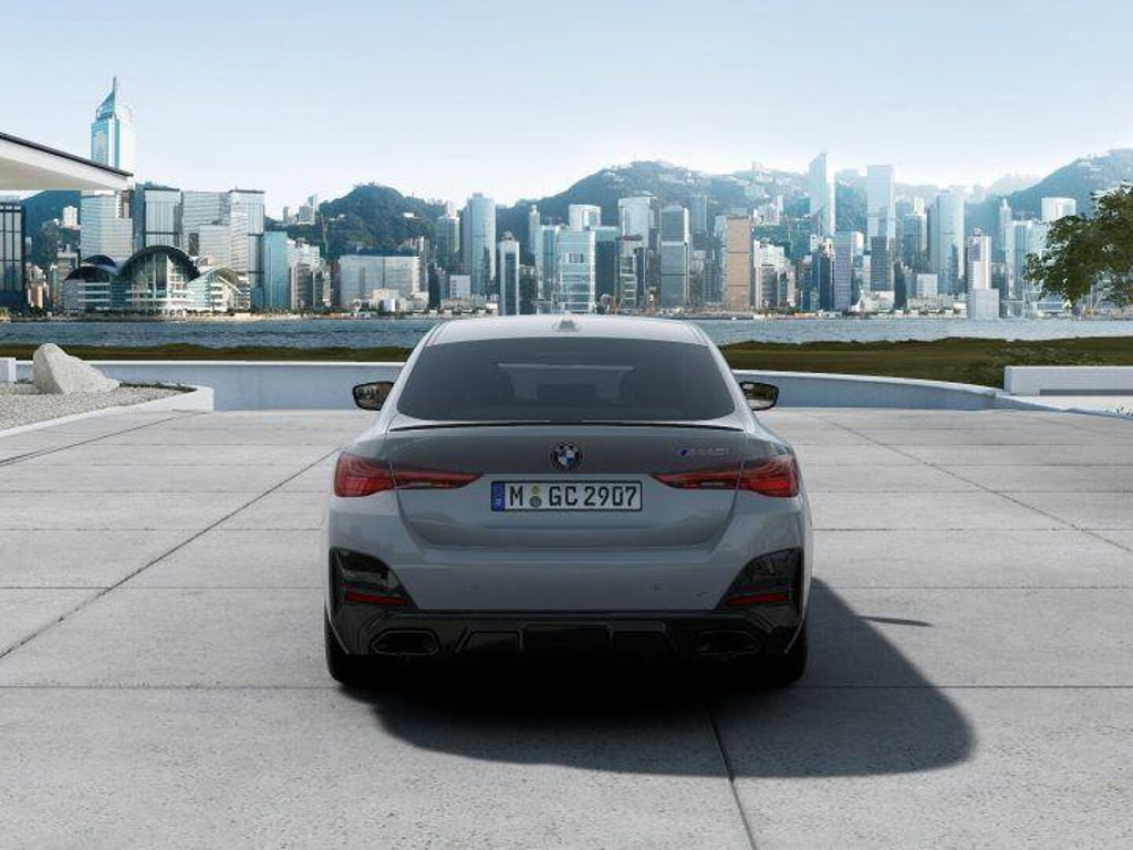 BMW M440