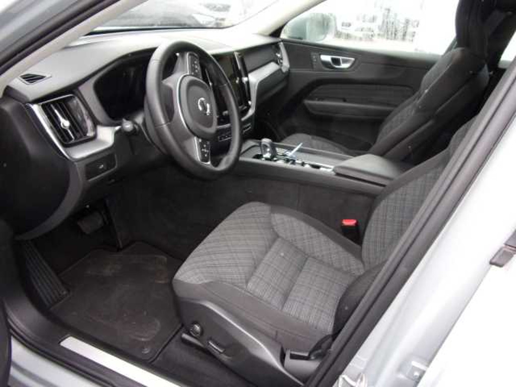 Volvo XC60 Core