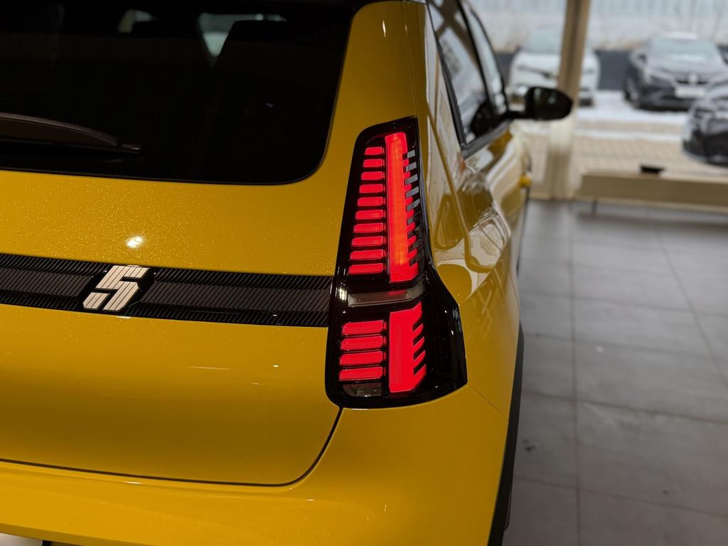 Renault 5