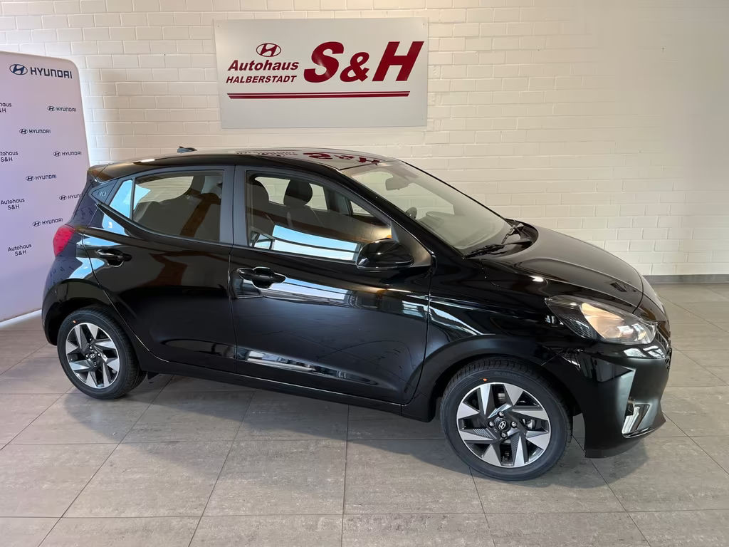 Hyundai i10 1.0Trend NAVI Tempo Sitz/Lenkheiz PDCh Klima