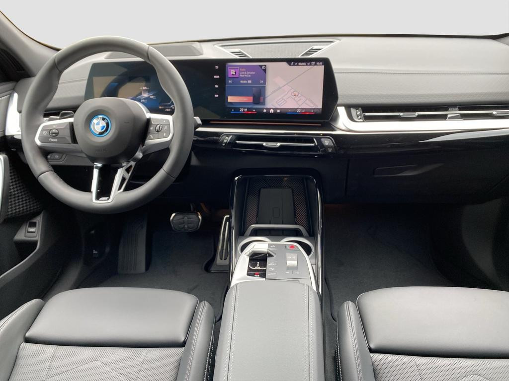 BMW iX2