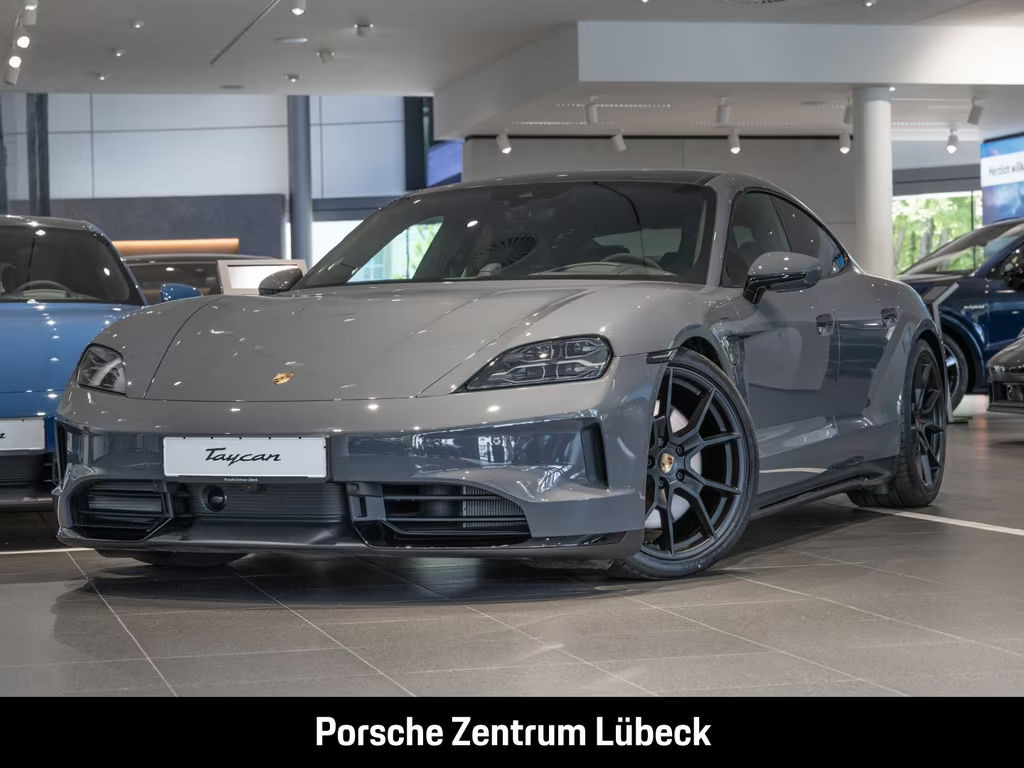 Porsche Taycan GTS