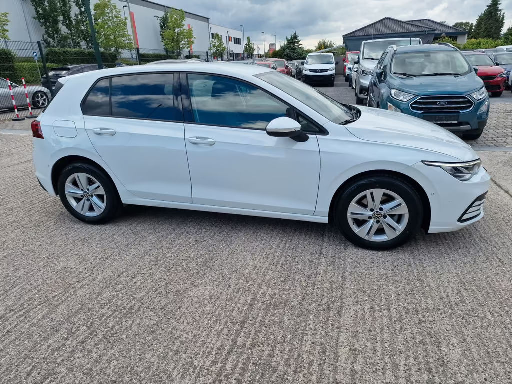 Volkswagen Golf Life Golf VIII