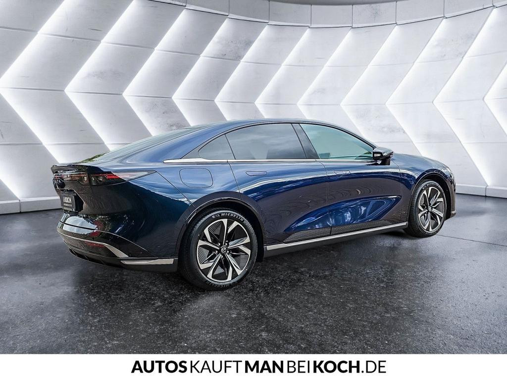 Mazda 6e