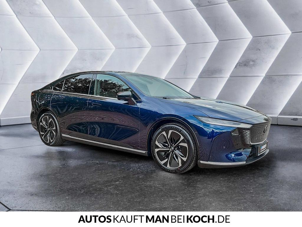 Mazda 6e