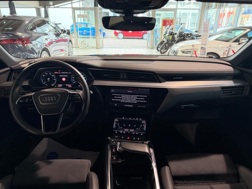 Audi e-tron
