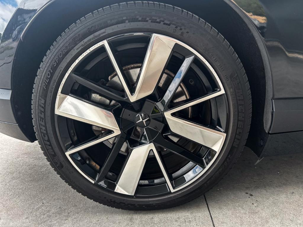 Polestar 4