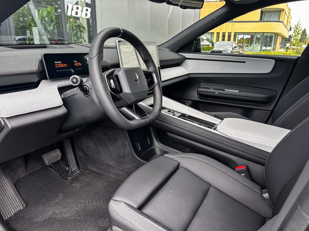 Polestar 4