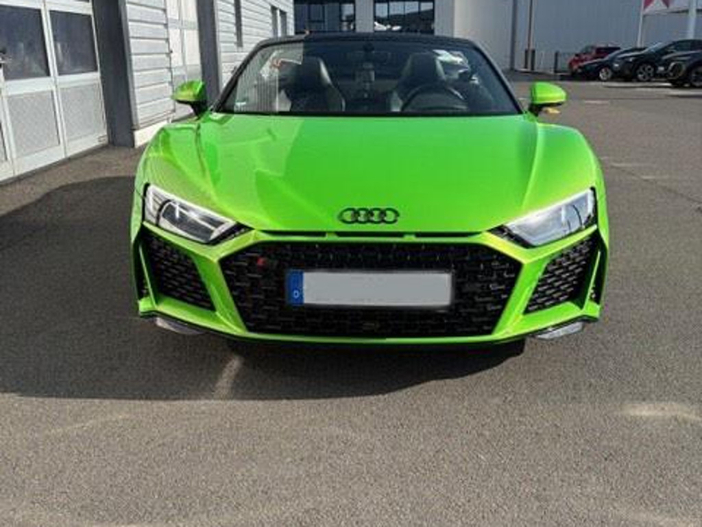 Audi R8