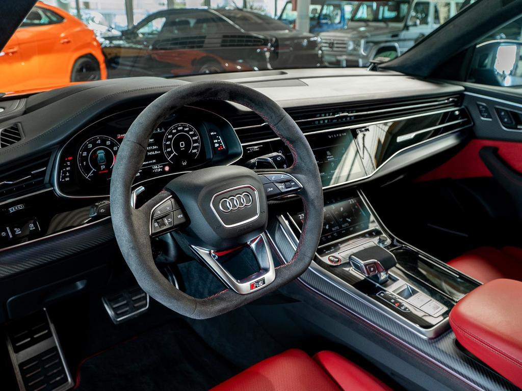 Audi RS Q8