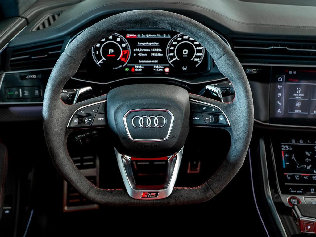Audi RS Q8