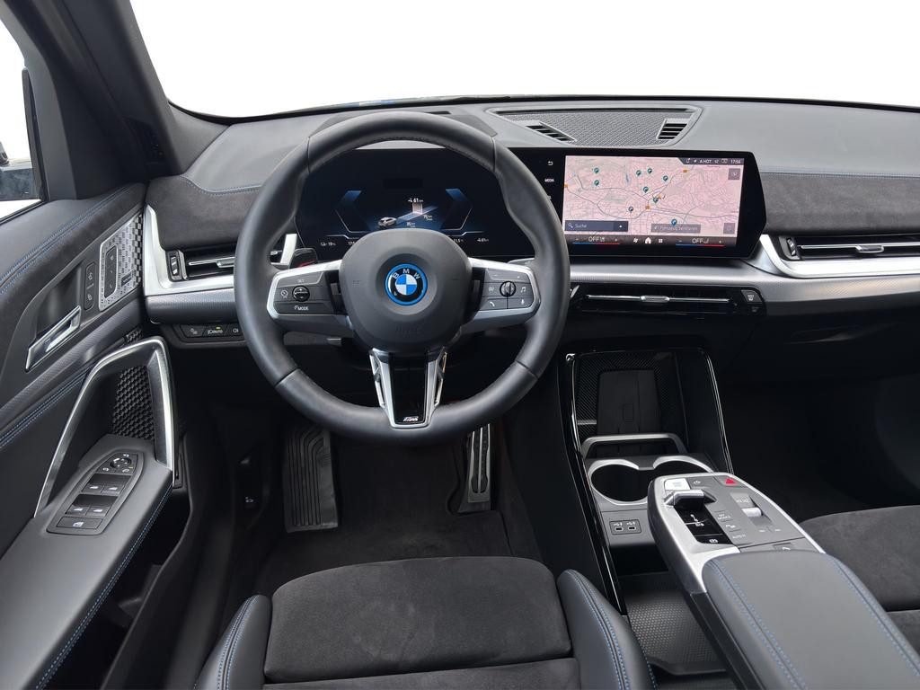 BMW iX2