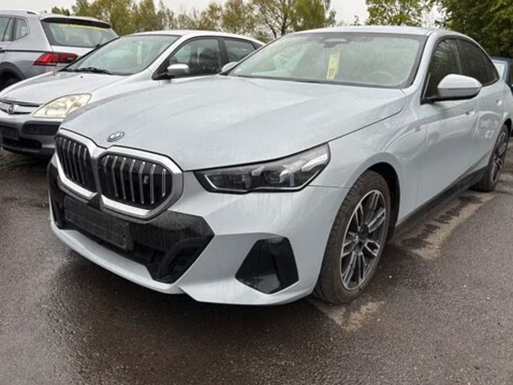 BMW i5 M-Sport Sedan eDrive40