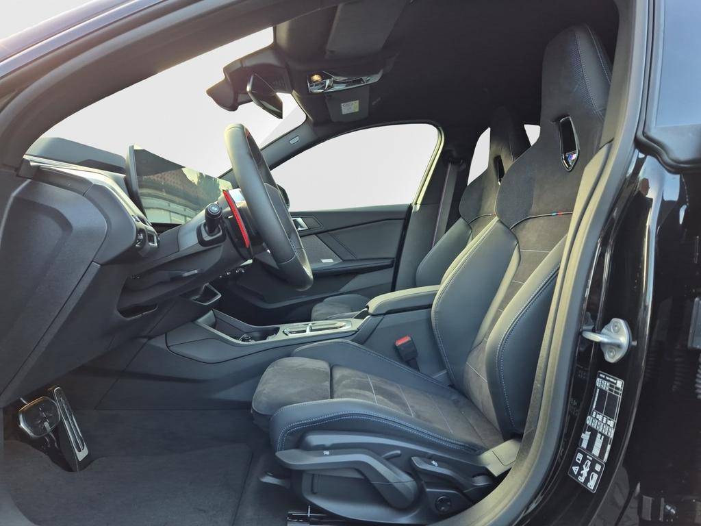 BMW M235