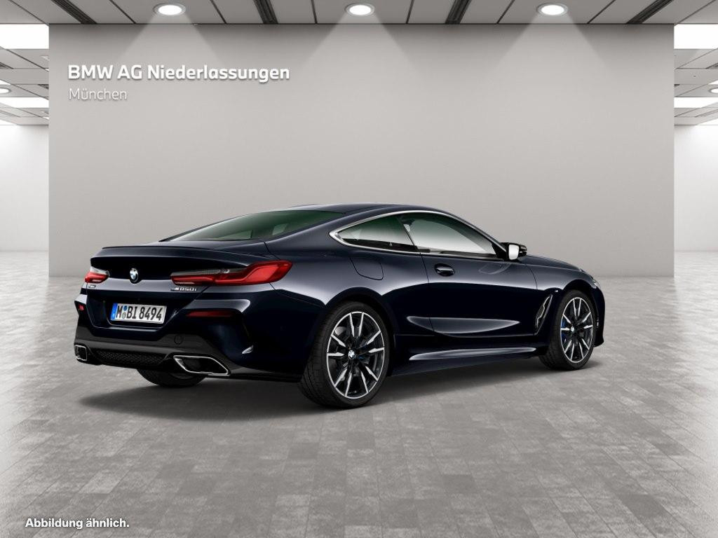 BMW M850