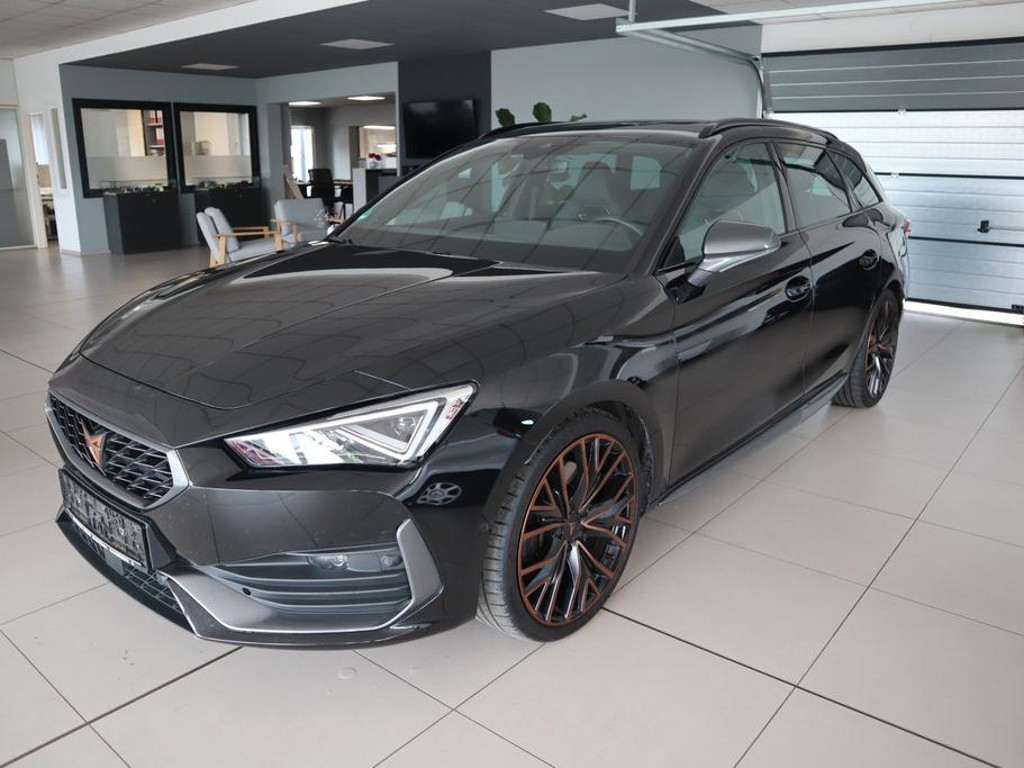 Cupra Leon Sportstourer 4Drive VZ