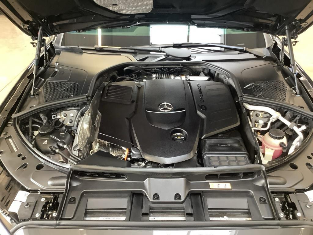 Mercedes-Benz S-Klasse