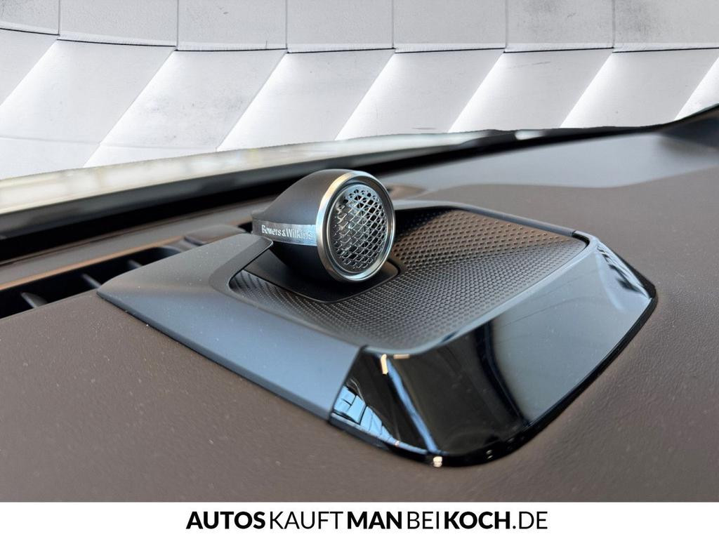 Volvo ES90