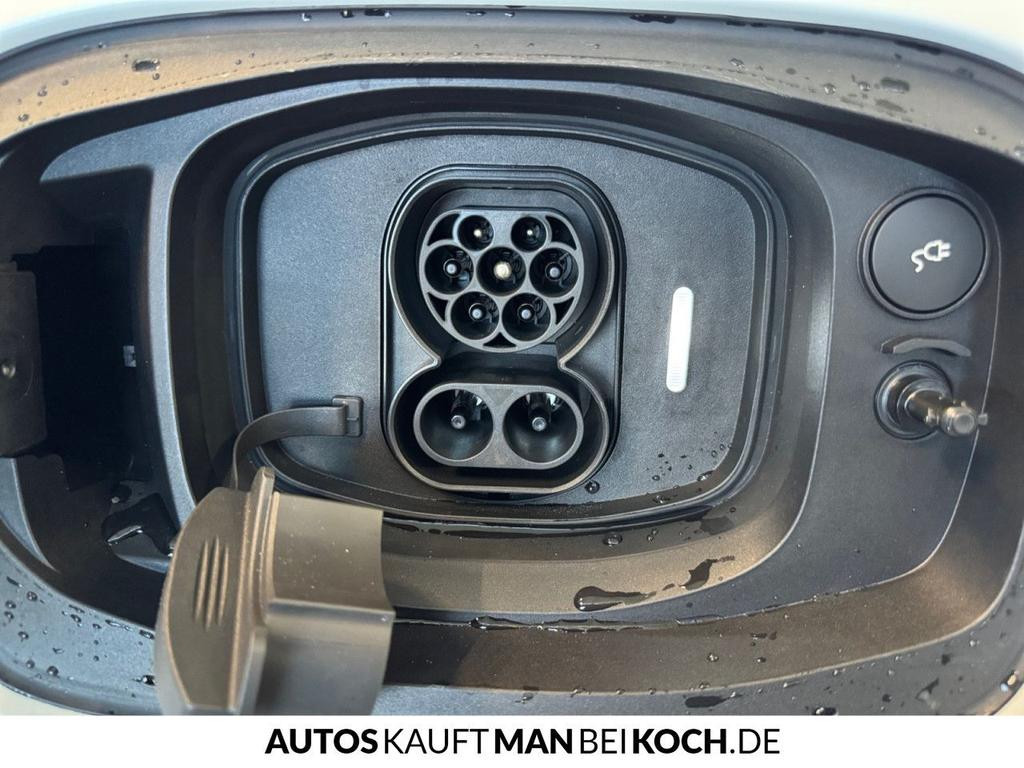 Volvo ES90