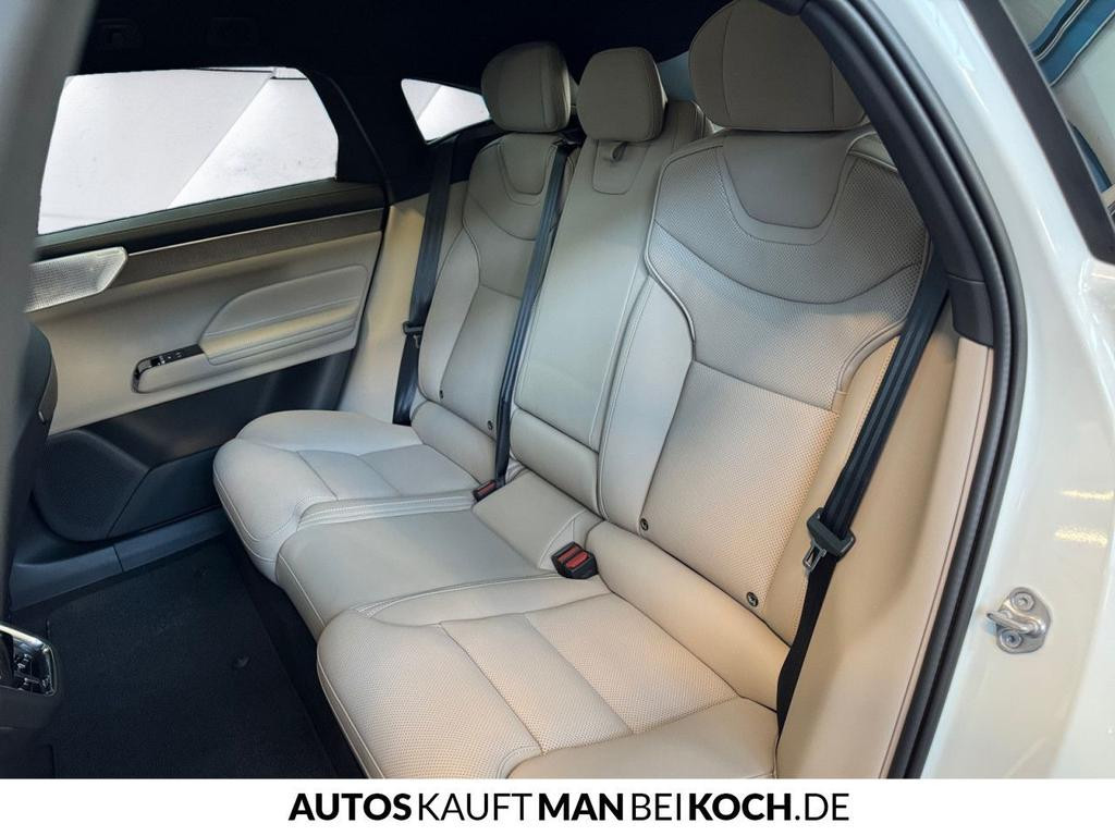 Volvo ES90