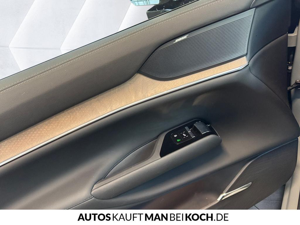Volvo EX90