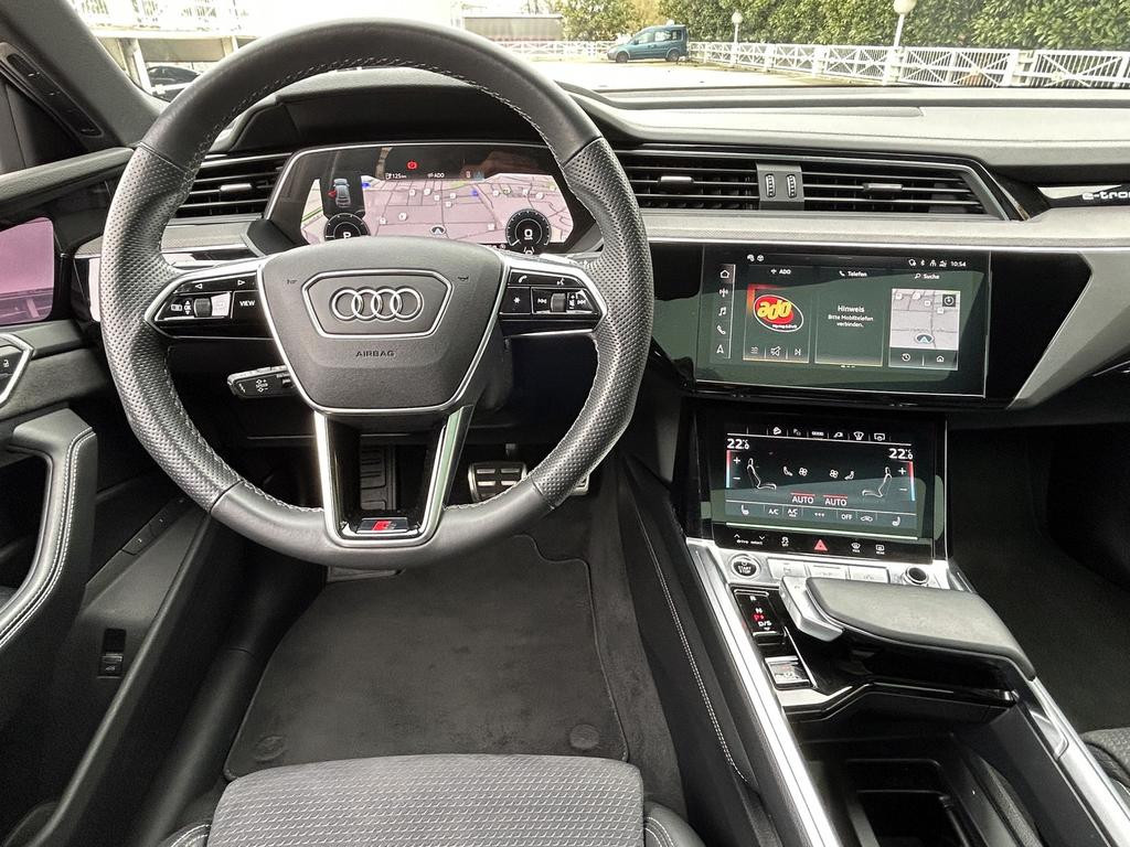 Audi Q8 e-tron