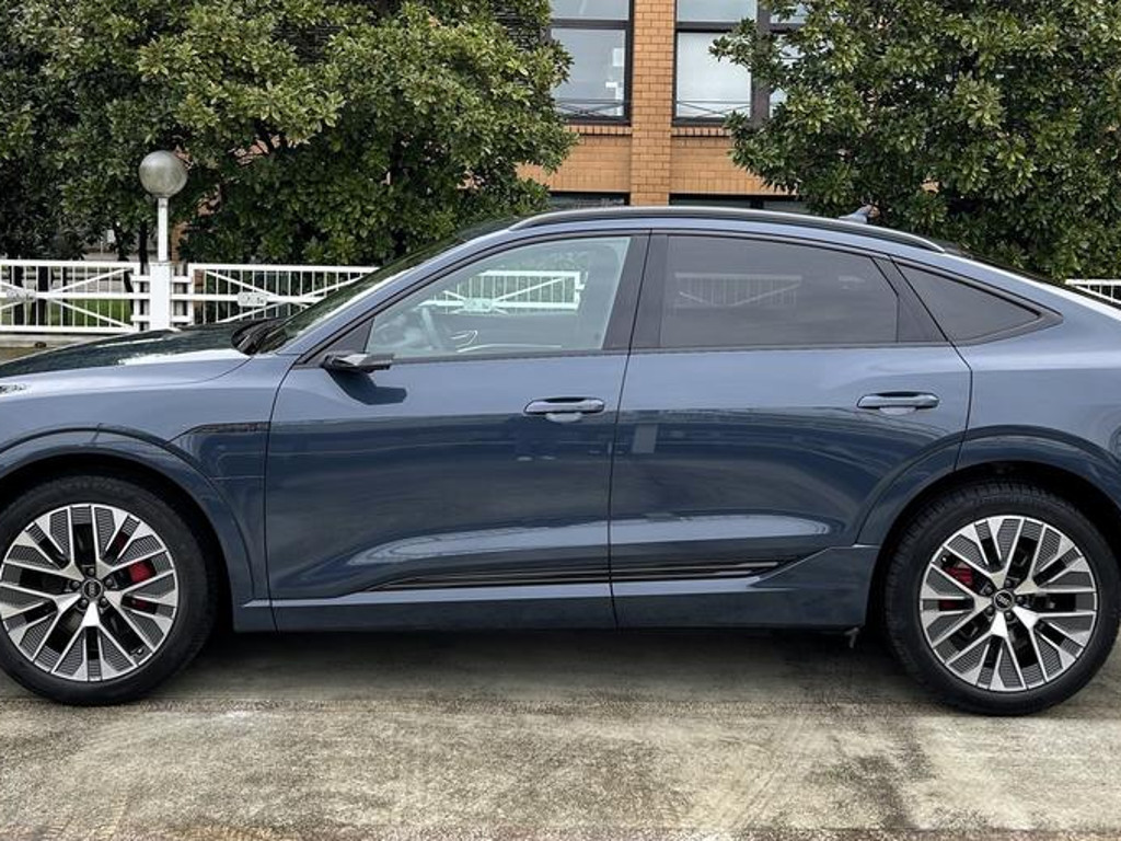 Audi Q8 e-tron