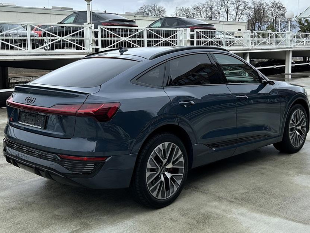 Audi Q8 e-tron