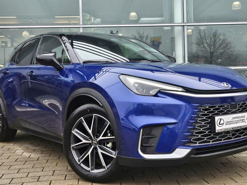 Lexus LBX