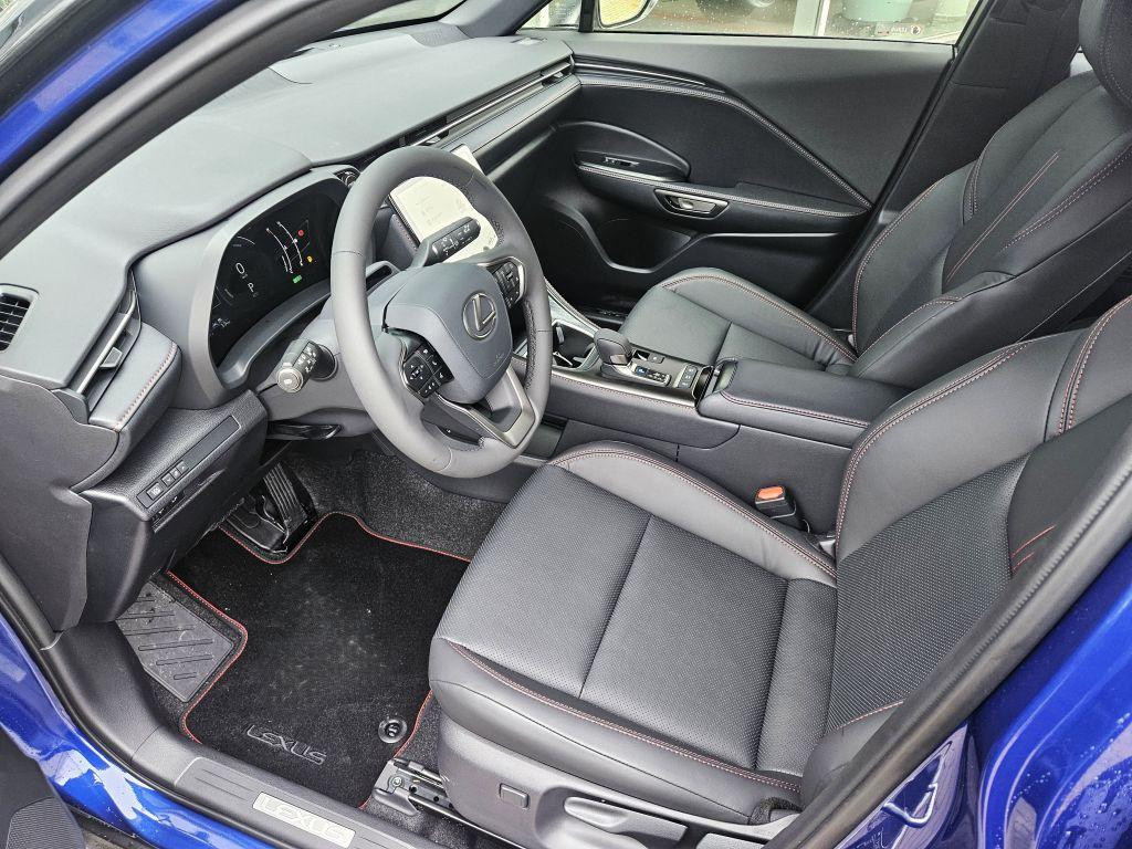 Lexus LBX