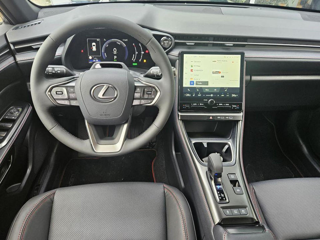 Lexus LBX