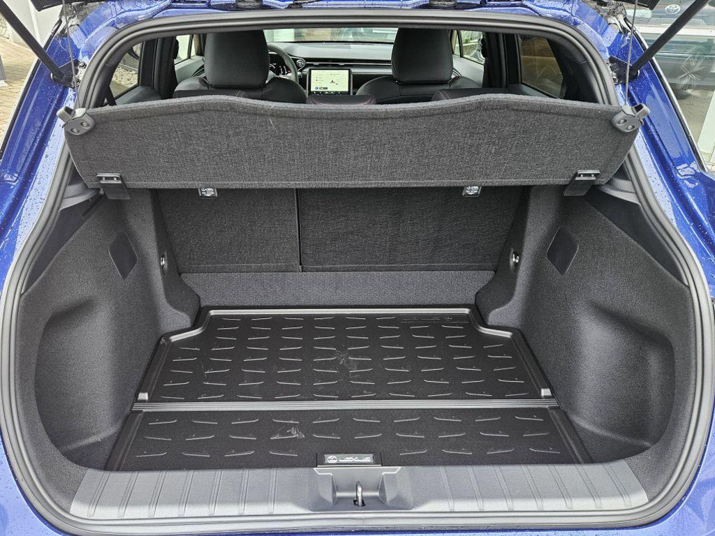 Lexus LBX