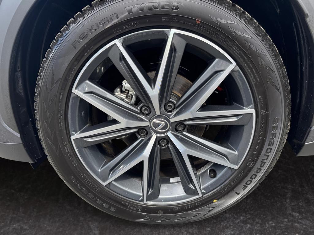 Lexus LBX