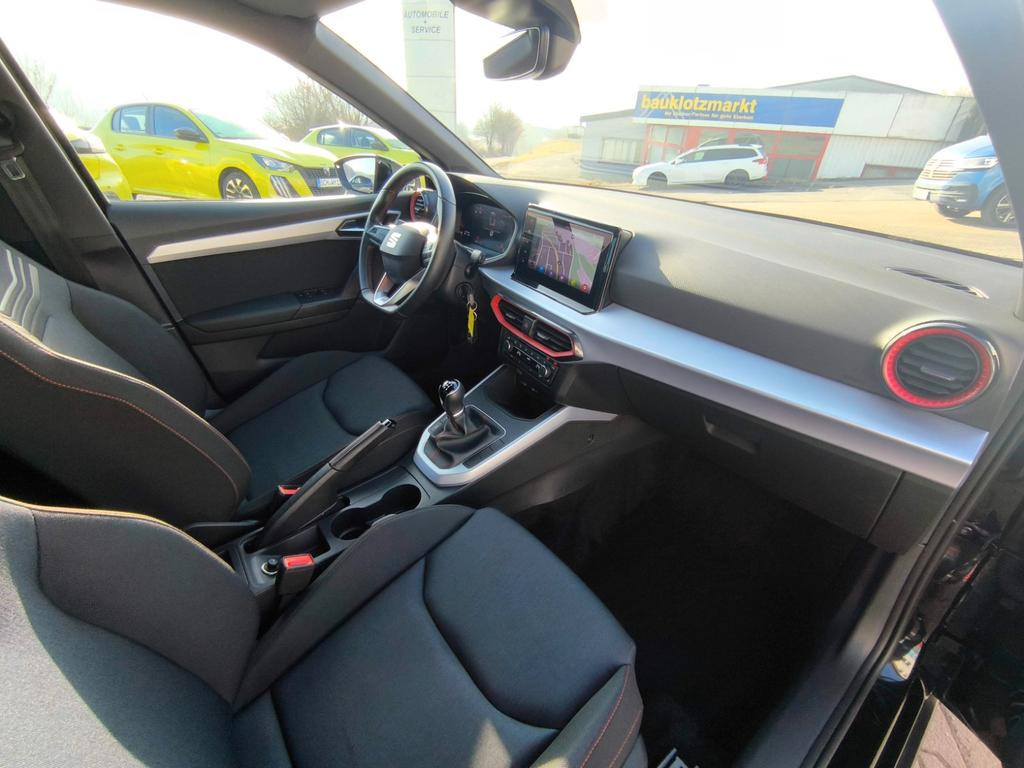 Seat Arona