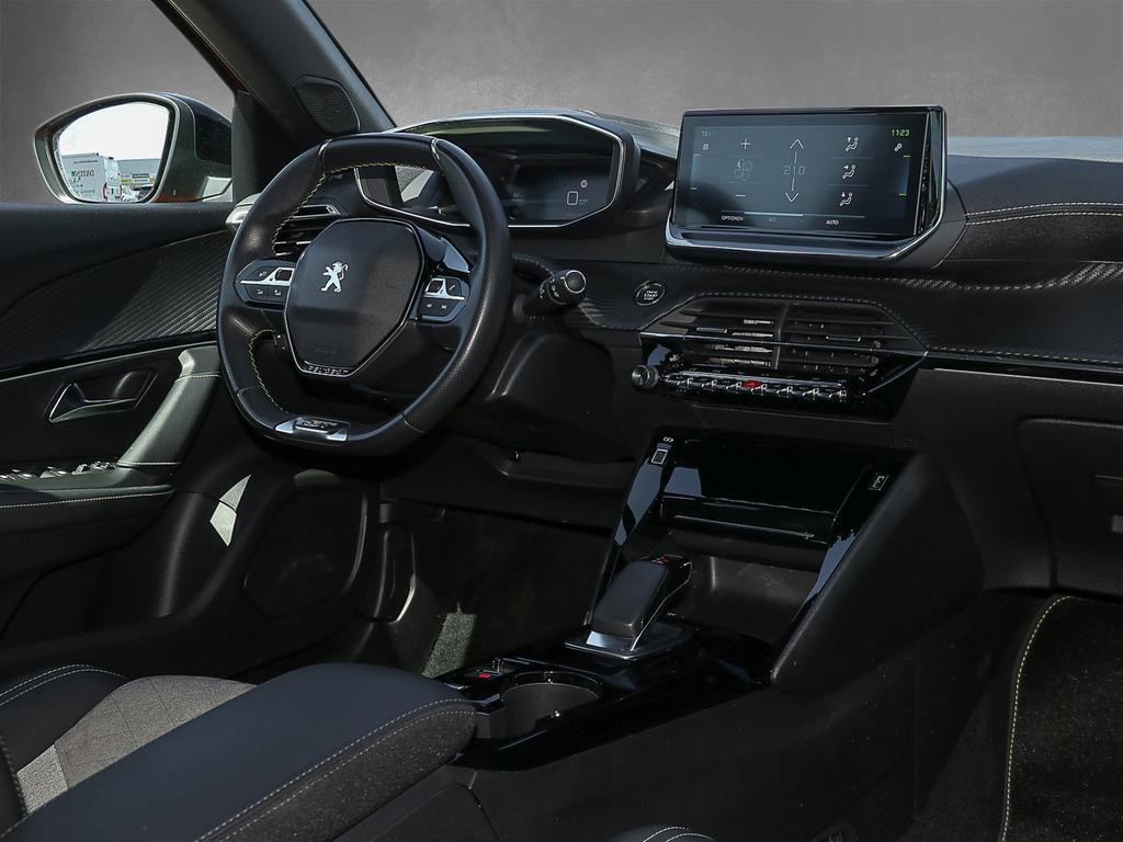Peugeot e-2008