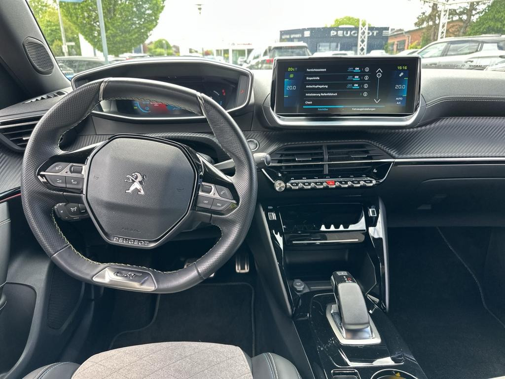 Peugeot e-2008