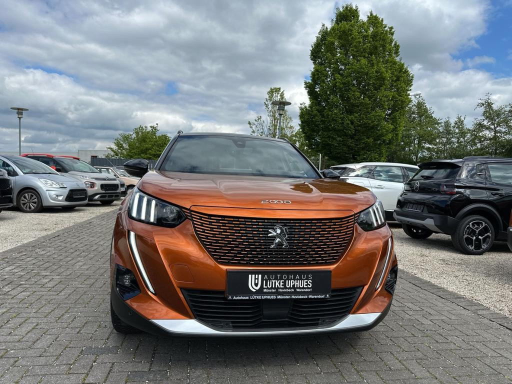 Peugeot e-2008