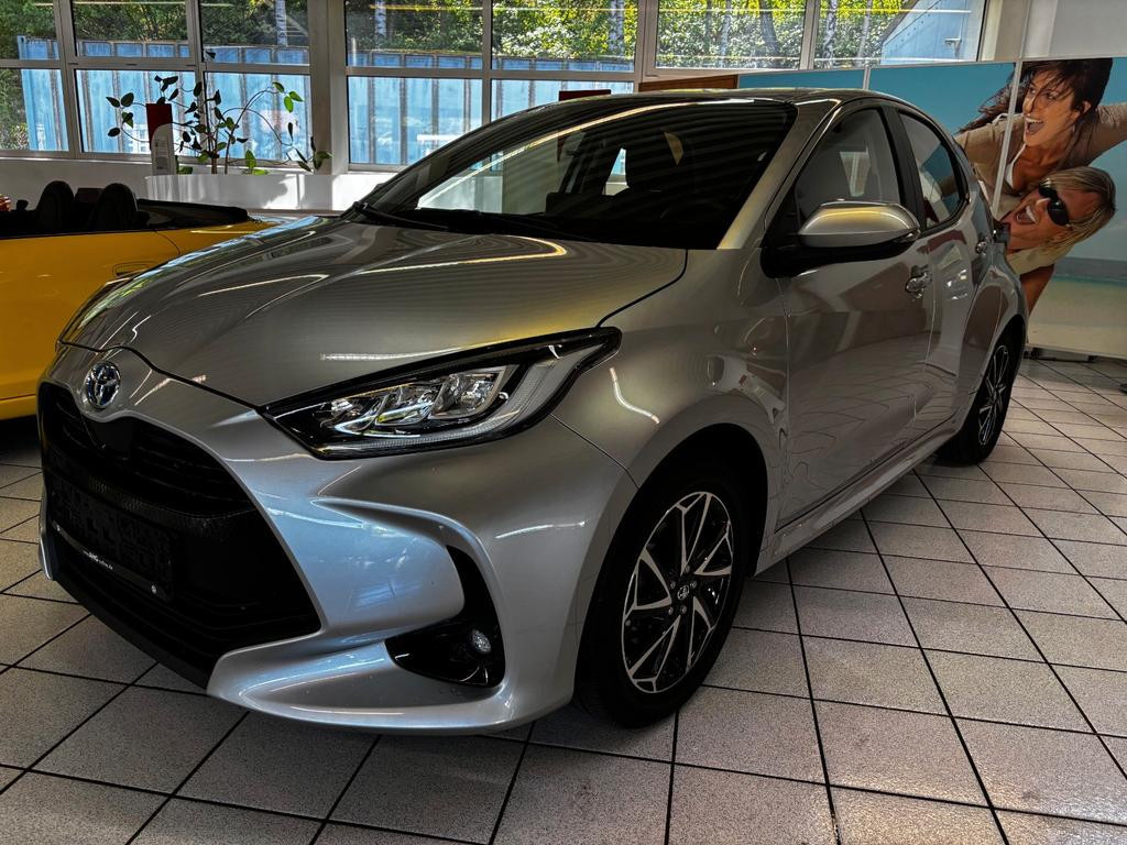 Toyota Yaris Team D Hybride