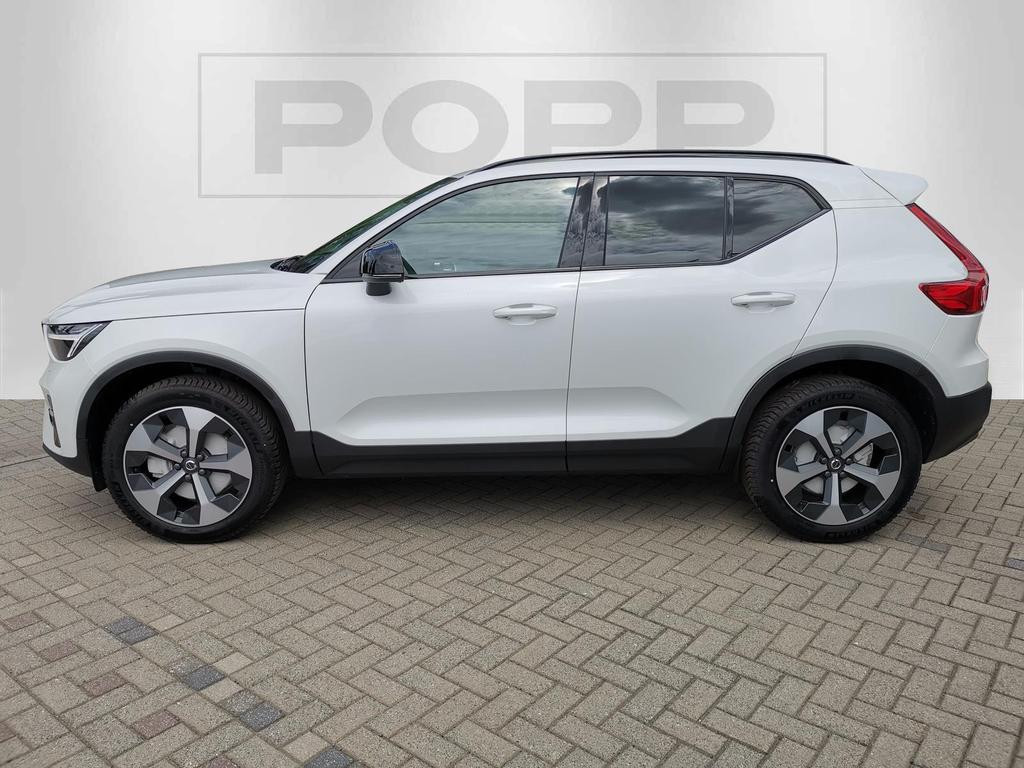 Volvo XC40 Plus Dark