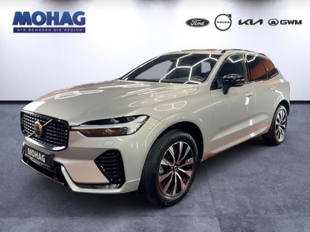 Volvo XC60 AWD Plus Dark